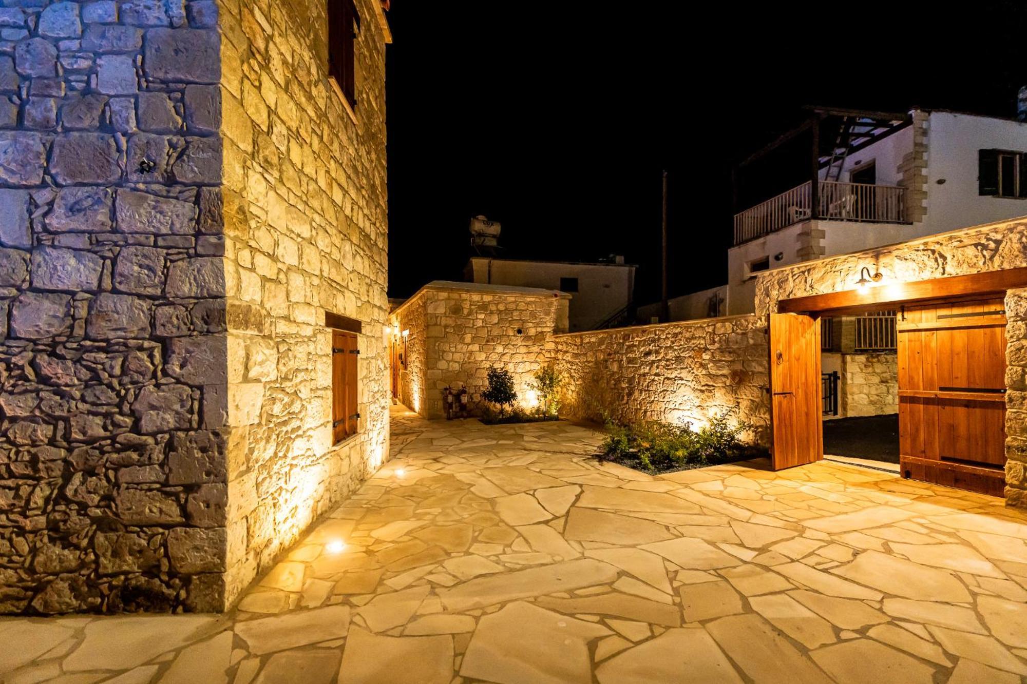 Harma Traditional Boutique Suites Пафос Экстерьер фото