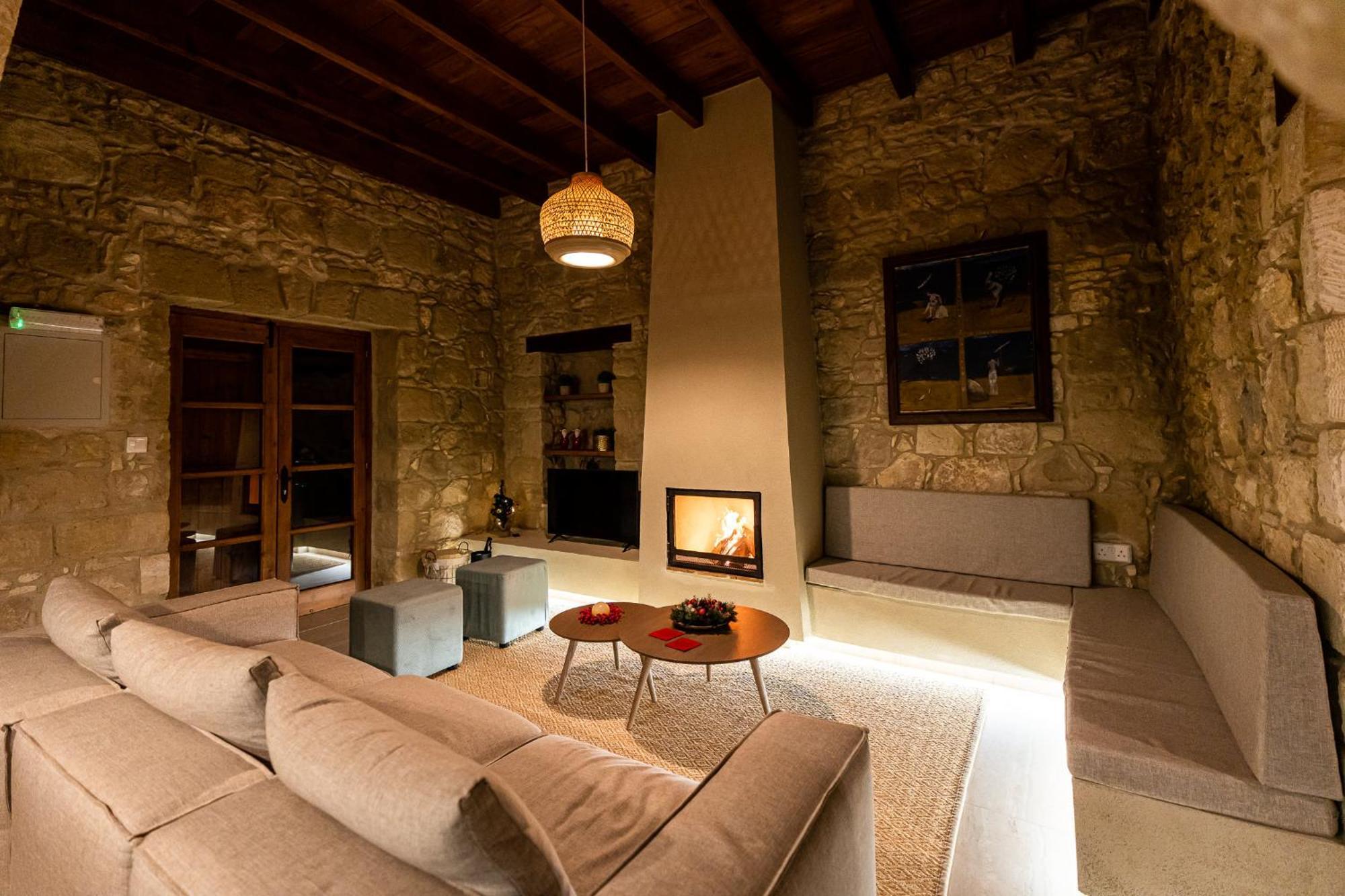 Harma Traditional Boutique Suites Пафос Экстерьер фото